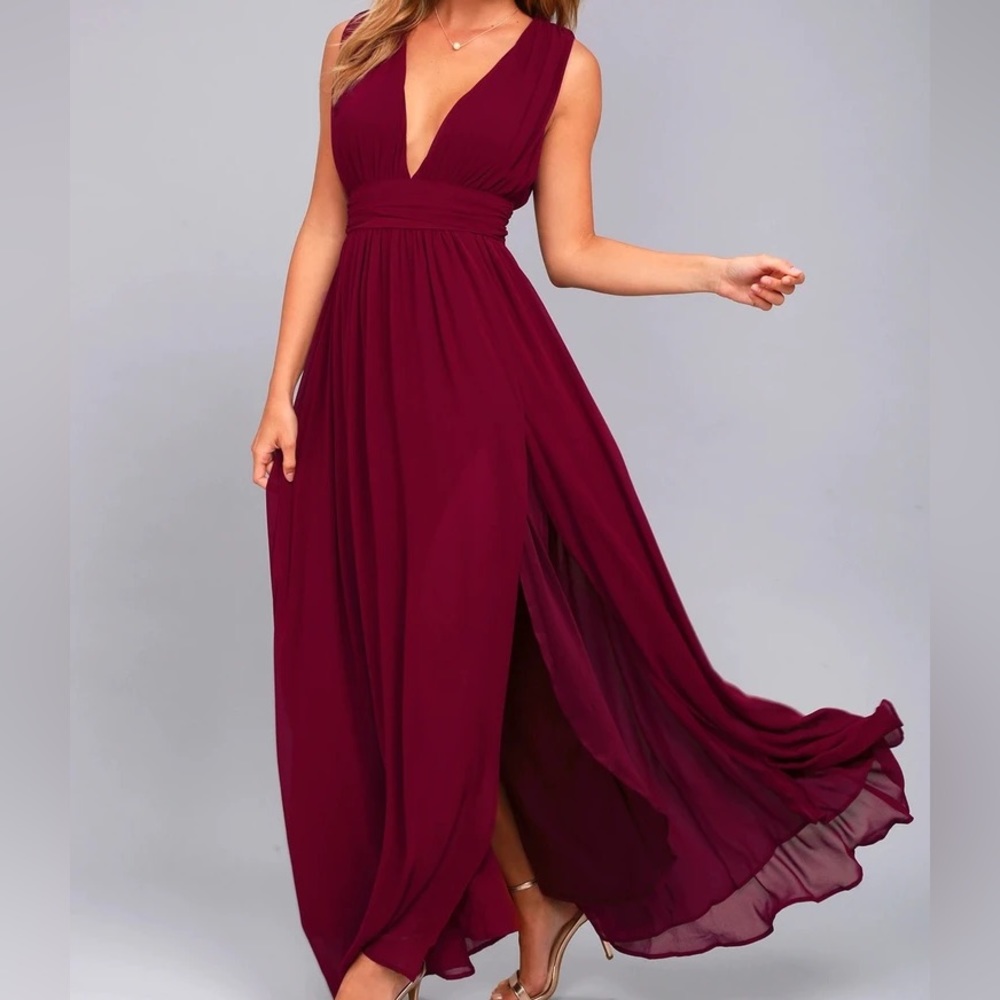 Lulu’s Heavenly Hues Burgundy Maxi Dress, Small (NWT)